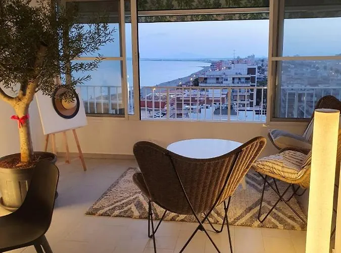 Sunset 8f * סנטה פולה